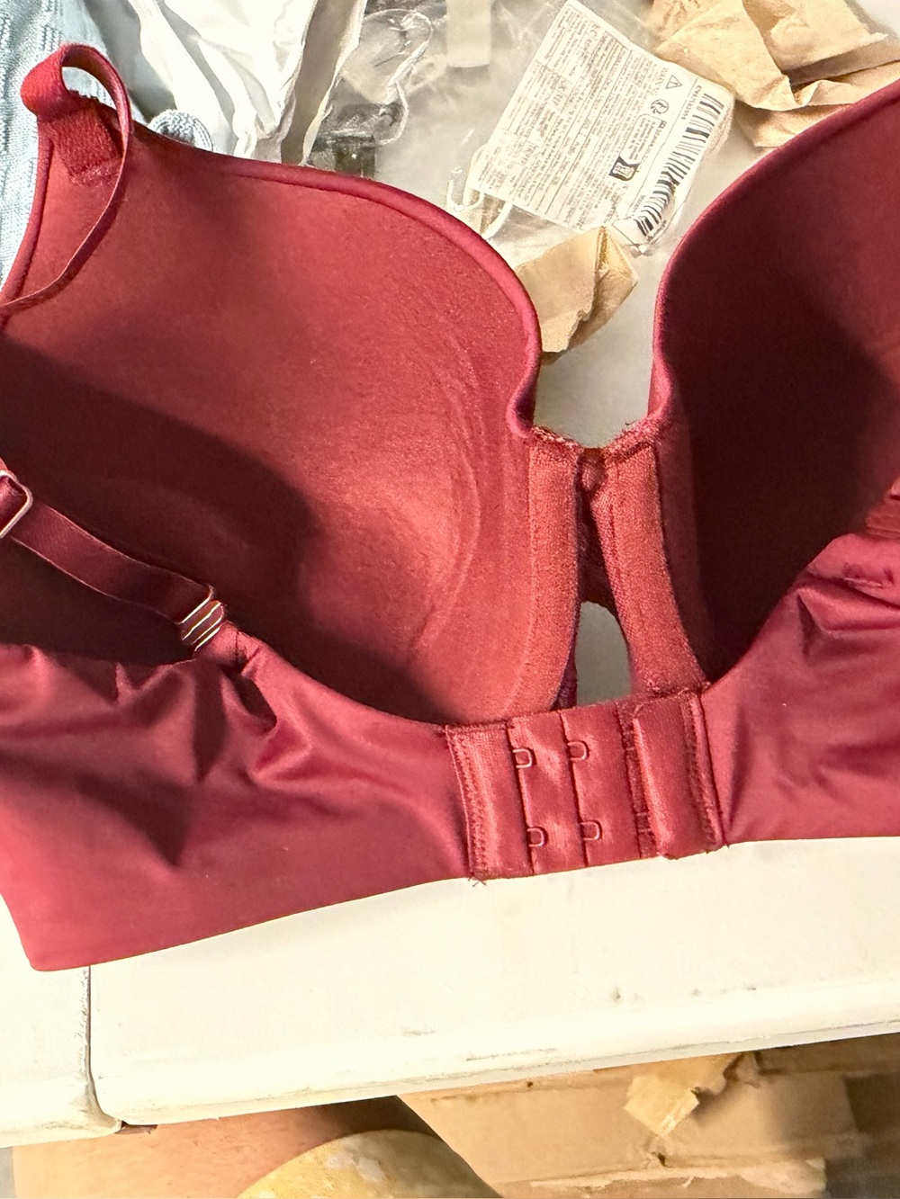 Auden  Molded Bra in Burgundy Red size 34DD nwt